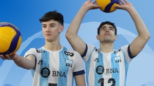 Mateo Gómez (izquierda) y Juan Sánchez (derecha), los sanjuaninos citados en la Selección Argentina U19 de vóley masculino para el Mundial de agosto 2023 en San Juan.