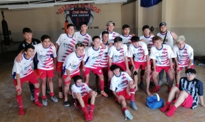 Postal de los muchachos de Unión San Damián en la previa de la primera fecha del campeonato.